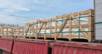 葫芦岛 芝麻白花岗岩地铺石出口专车-泰国游