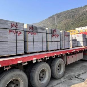 葫芦岛 芝麻灰地铺石出货日常