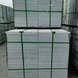 葫芦岛 芝麻白火烧，园林广场市政工程地铺石，1.8~5.0厚均有现货