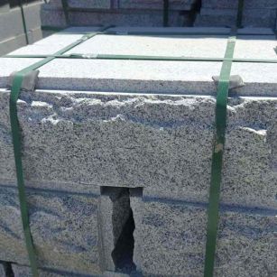 葫芦岛 芝麻白花岗岩自然面成品