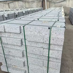 葫芦岛 白麻花岗岩路沿石，弧形路沿石，道牙石，马路牙子，界石，路缘石，平沿石，直岩石，平缘石等