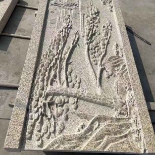 葫芦岛 黄金麻雕刻板浮雕迎客松