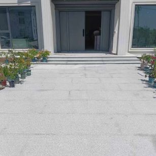 葫芦岛 芝麻白花岗岩地铺石地面铺装