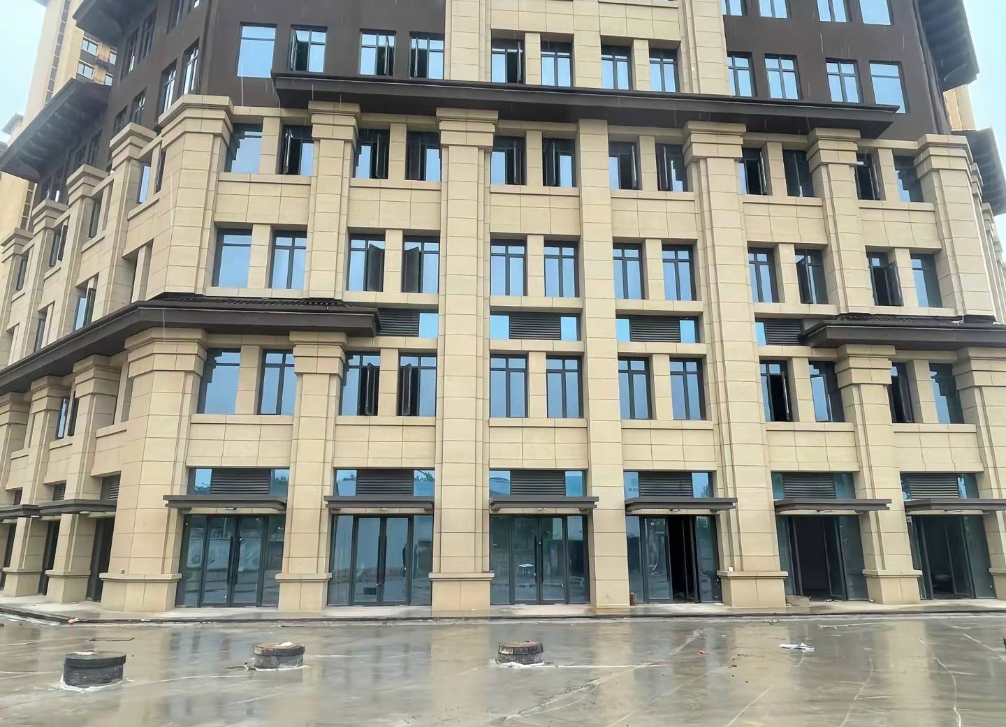 葫芦岛 黄金麻花岗岩荔枝面小区外墙干挂