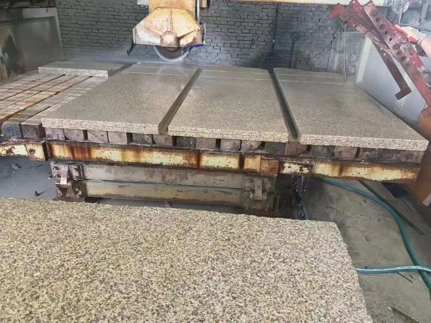 葫芦岛 黄金麻荔枝面成品板加工