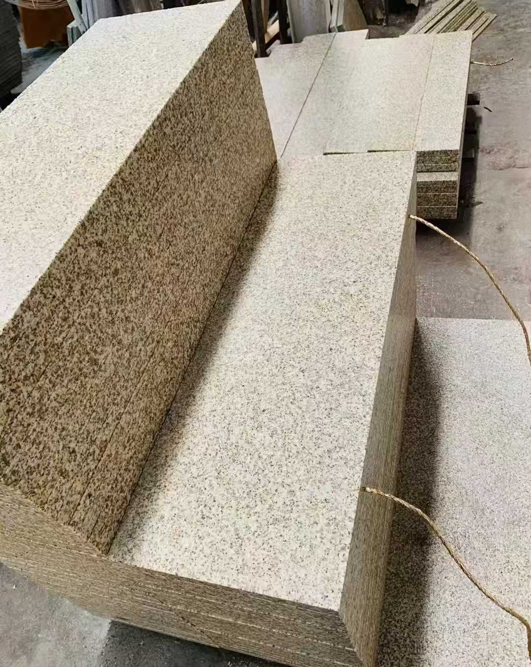 葫芦岛 黄金麻荔枝面外墙干挂成品