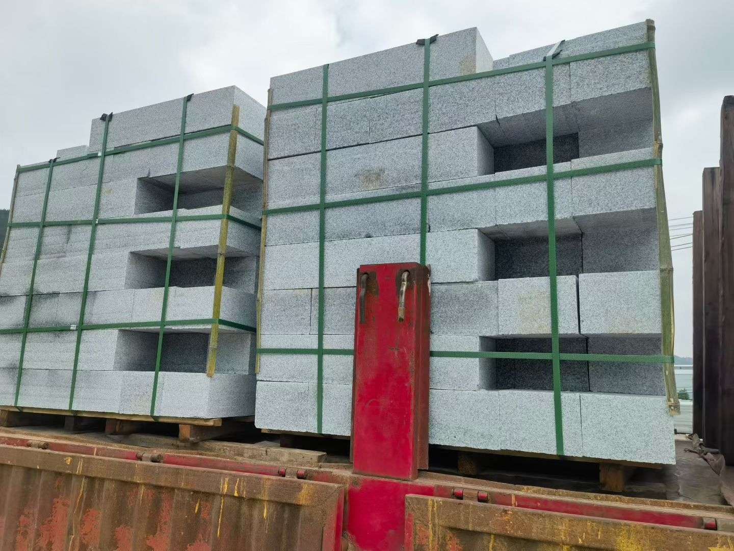 葫芦岛 芝麻白花岗岩路沿石，平石，路侧石，马路牙子，路缘石，立缘石，平缘石等